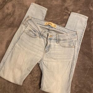 Hollister Super Skinny Jeans